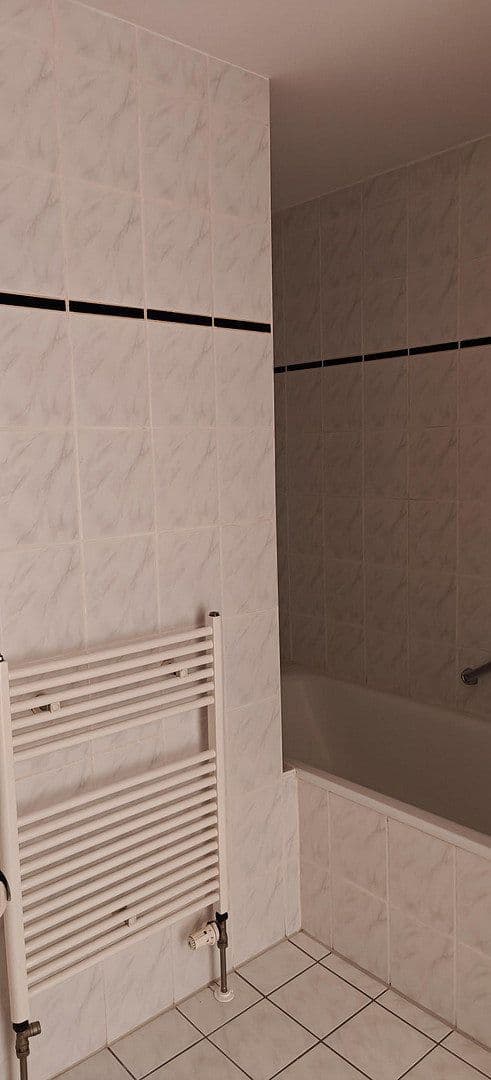 Pronájem bytu 2+1 69 m², Bischofstraße 29, Leipzig, Sasko Pronájem bytu 2+1 69 m², Bischofstraße 29, Leipzig, Sasko