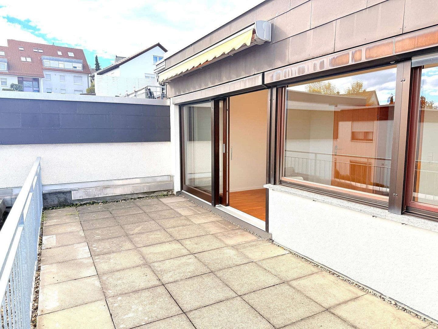 Pronájem bytu 3+1 71 m², Esslingen am Neckar, Bádensko-Württembersko Pronájem bytu 3+1 71 m², Esslingen am Neckar, Bádensko-Württembersko