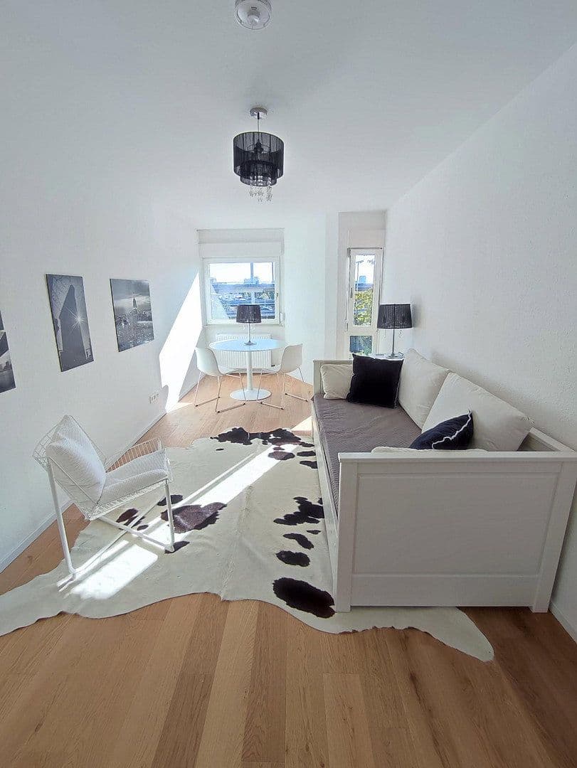 Pronájem bytu 1+1 24 m², Akademiestraße 6, Mannheim, Bádensko-Württembersko Pronájem bytu 1+1 24 m², Akademiestraße 6, Mannheim, Bádensko-Württembersko
