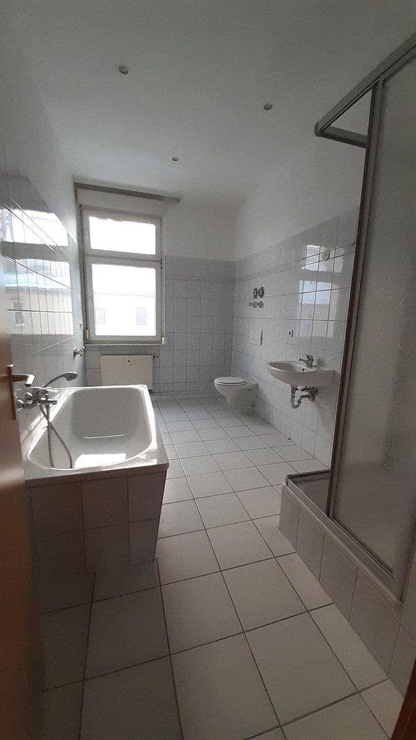 Pronájem bytu 2+1 62 m², Magdeburger Str. 14, Dessau-Roßlau, Sasko-Anhaltsko Pronájem bytu 2+1 62 m², Magdeburger Str. 14, Dessau-Roßlau, Sasko-Anhaltsko