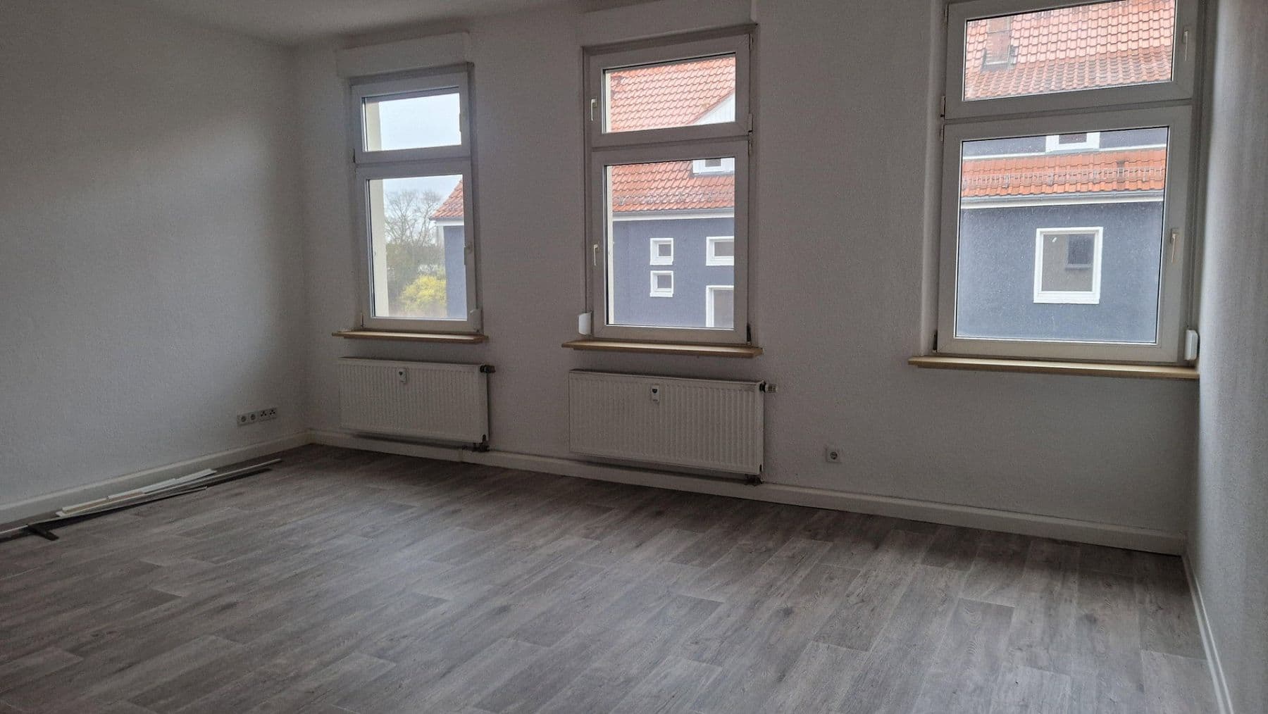 Pronájem bytu 2+1 62 m², Magdeburger Str. 14, Dessau-Roßlau, Sasko-Anhaltsko Pronájem bytu 2+1 62 m², Magdeburger Str. 14, Dessau-Roßlau, Sasko-Anhaltsko