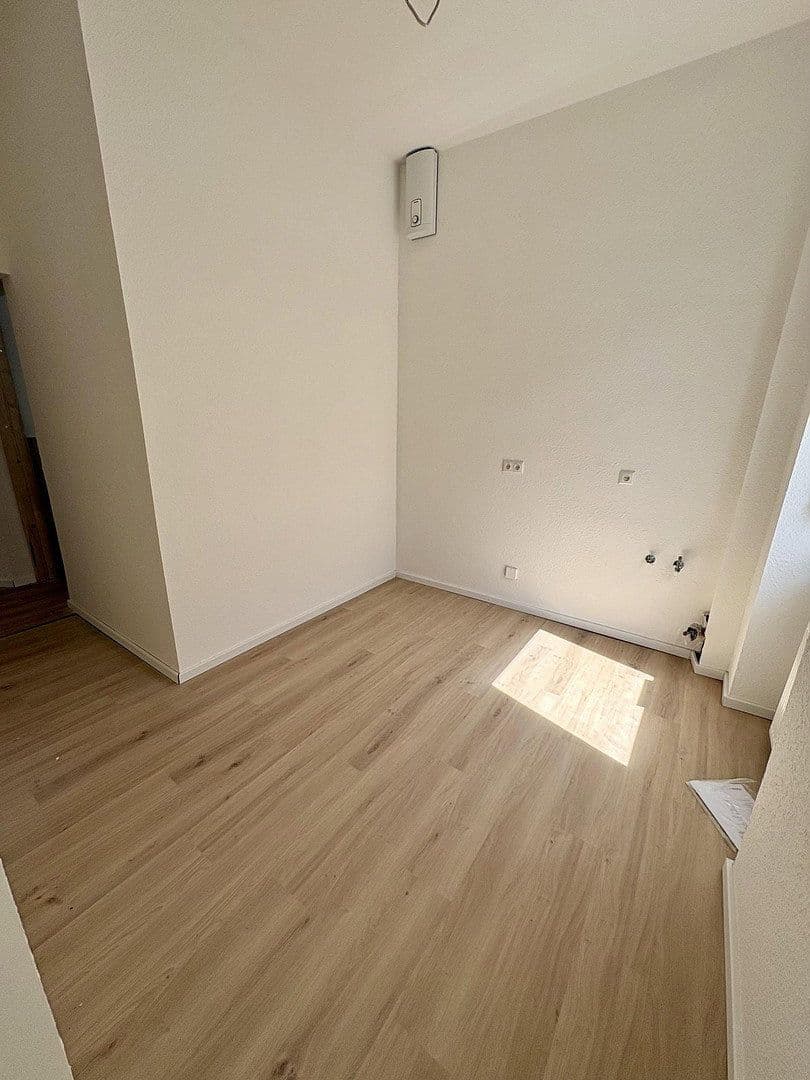 Pronájem bytu 3+1 84 m², Frankfurt am Main, Hessen Pronájem bytu 3+1 84 m², Frankfurt am Main, Hessen