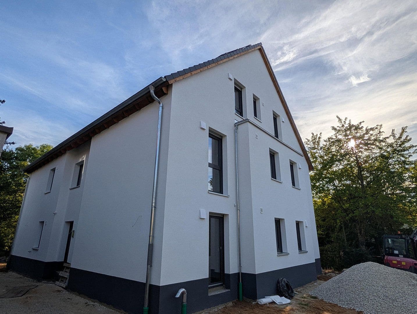 Pronájem bytu 4+1 108 m², Lehmgrubenweg 12, Erlangen, Bavorsko Pronájem bytu 4+1 108 m², Lehmgrubenweg 12, Erlangen, Bavorsko
