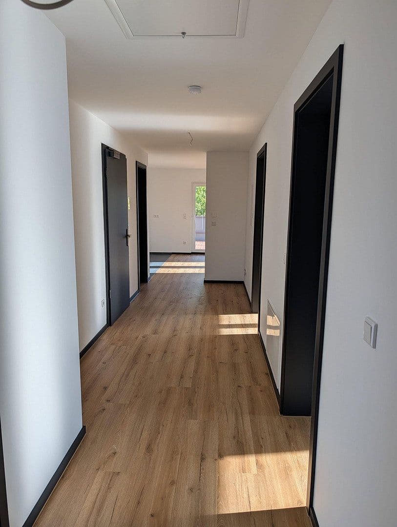 Pronájem bytu 4+1 108 m², Lehmgrubenweg 12, Erlangen, Bavorsko Pronájem bytu 4+1 108 m², Lehmgrubenweg 12, Erlangen, Bavorsko