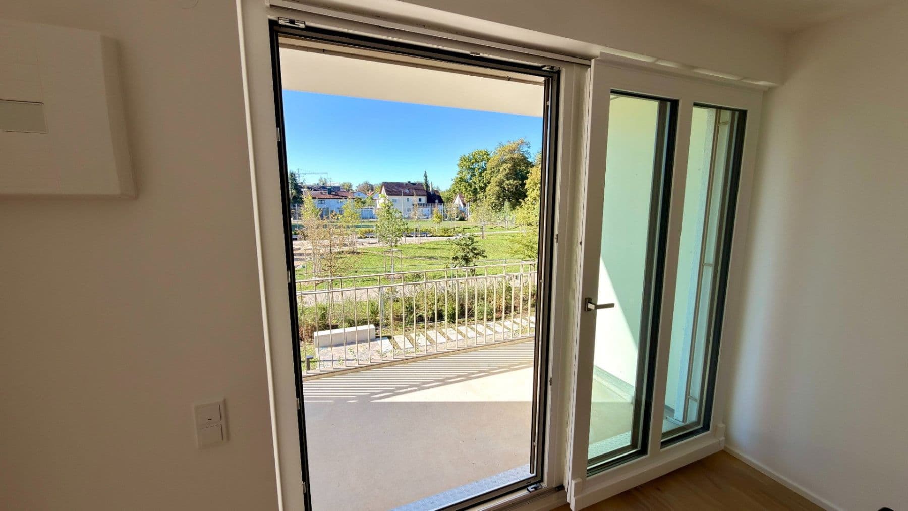 Pronájem bytu 2+1 48 m², Lilli-Kurowski-Str. 9, München, Bavorsko Pronájem bytu 2+1 48 m², Lilli-Kurowski-Str. 9, München, Bavorsko