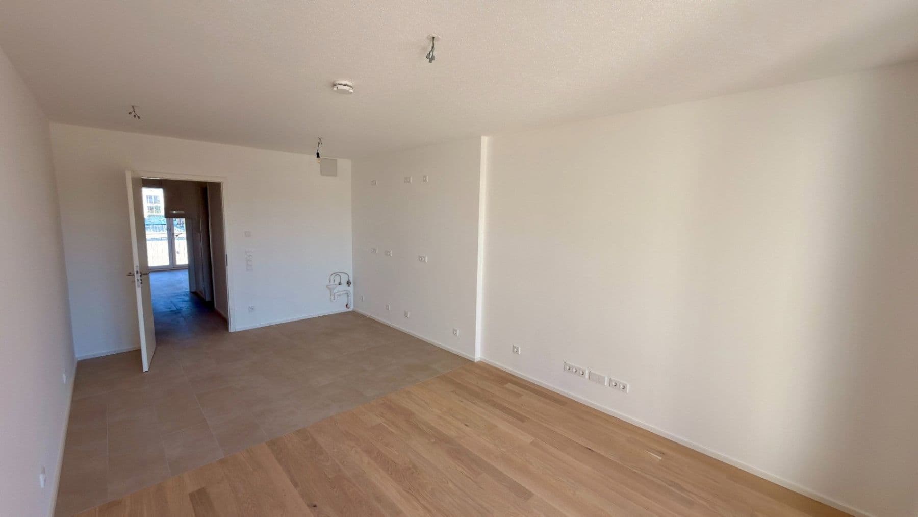 Pronájem bytu 2+1 48 m², Lilli-Kurowski-Str. 9, München, Bavorsko Pronájem bytu 2+1 48 m², Lilli-Kurowski-Str. 9, München, Bavorsko