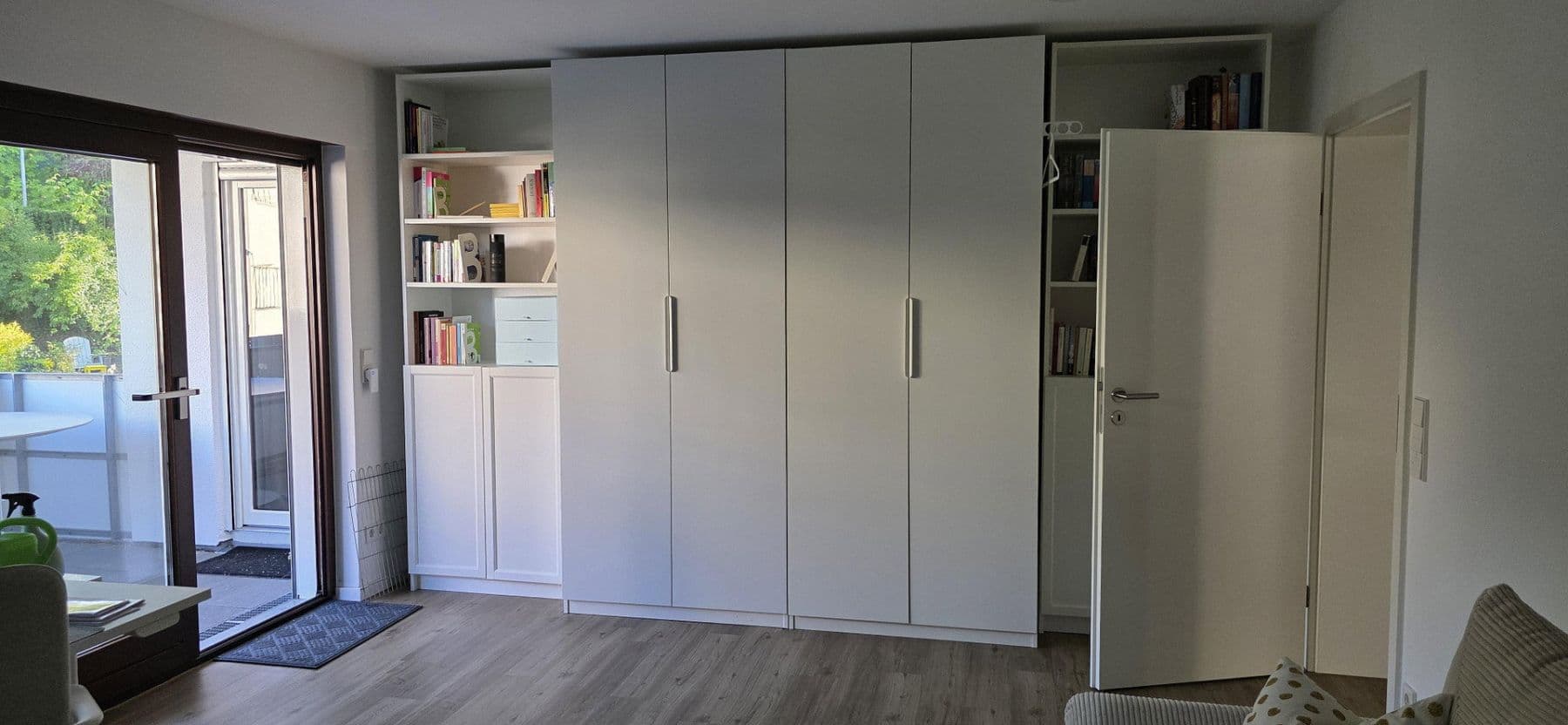 Pronájem bytu 3+1 114 m², Stuttgart, Bádensko-Württembersko Pronájem bytu 3+1 114 m², Stuttgart, Bádensko-Württembersko