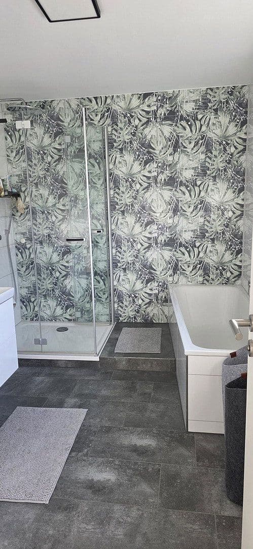 Pronájem bytu 3+1 114 m², Stuttgart, Bádensko-Württembersko Pronájem bytu 3+1 114 m², Stuttgart, Bádensko-Württembersko