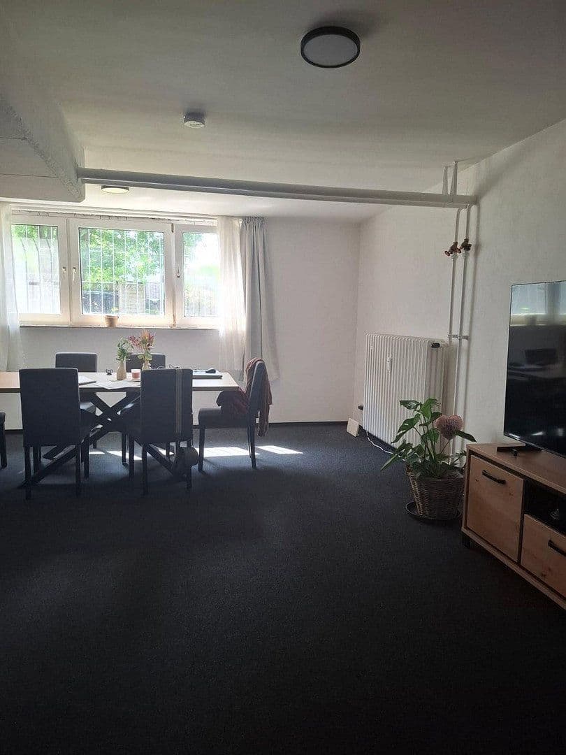 Pronájem bytu 3+1 89 m², Neu-Isenburg, Hessen Pronájem bytu 3+1 89 m², Neu-Isenburg, Hessen