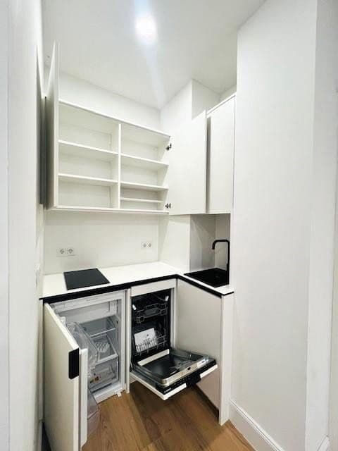 Pronájem kanceláře 55 m², Friedberger Landstraße 98, Frankfurt am Main, Hessen Pronájem kanceláře 55 m², Friedberger Landstraße 98, Frankfurt am Main, Hessen