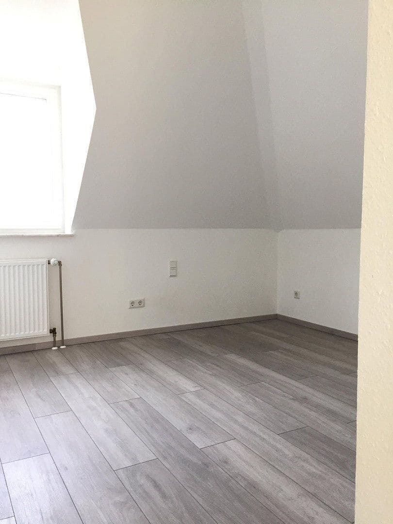 Pronájem bytu 4+1 77 m², Hölderlin Str. 2, Stuhr, Dolní Sasko Pronájem bytu 4+1 77 m², Hölderlin Str. 2, Stuhr, Dolní Sasko