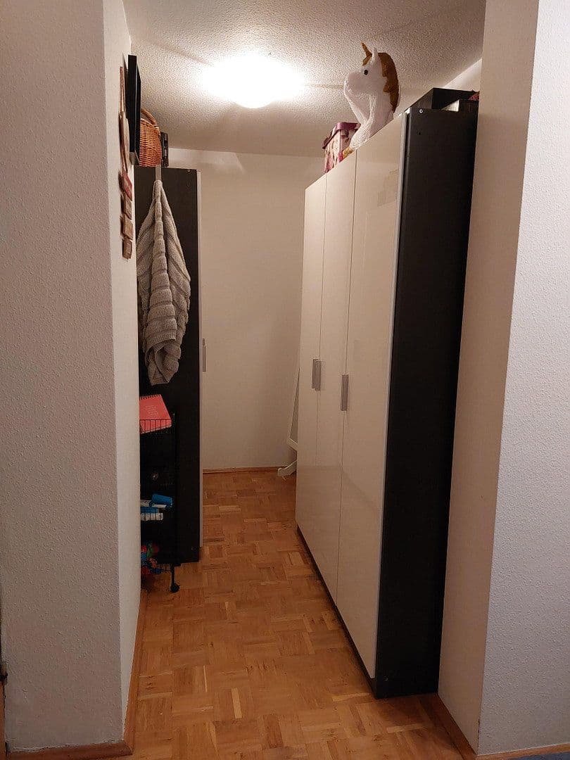 Pronájem bytu 3+1 80 m², Walter-Gropius-Str. 1, Reutlingen, Bádensko-Württembersko Pronájem bytu 3+1 80 m², Walter-Gropius-Str. 1, Reutlingen, Bádensko-Württembersko