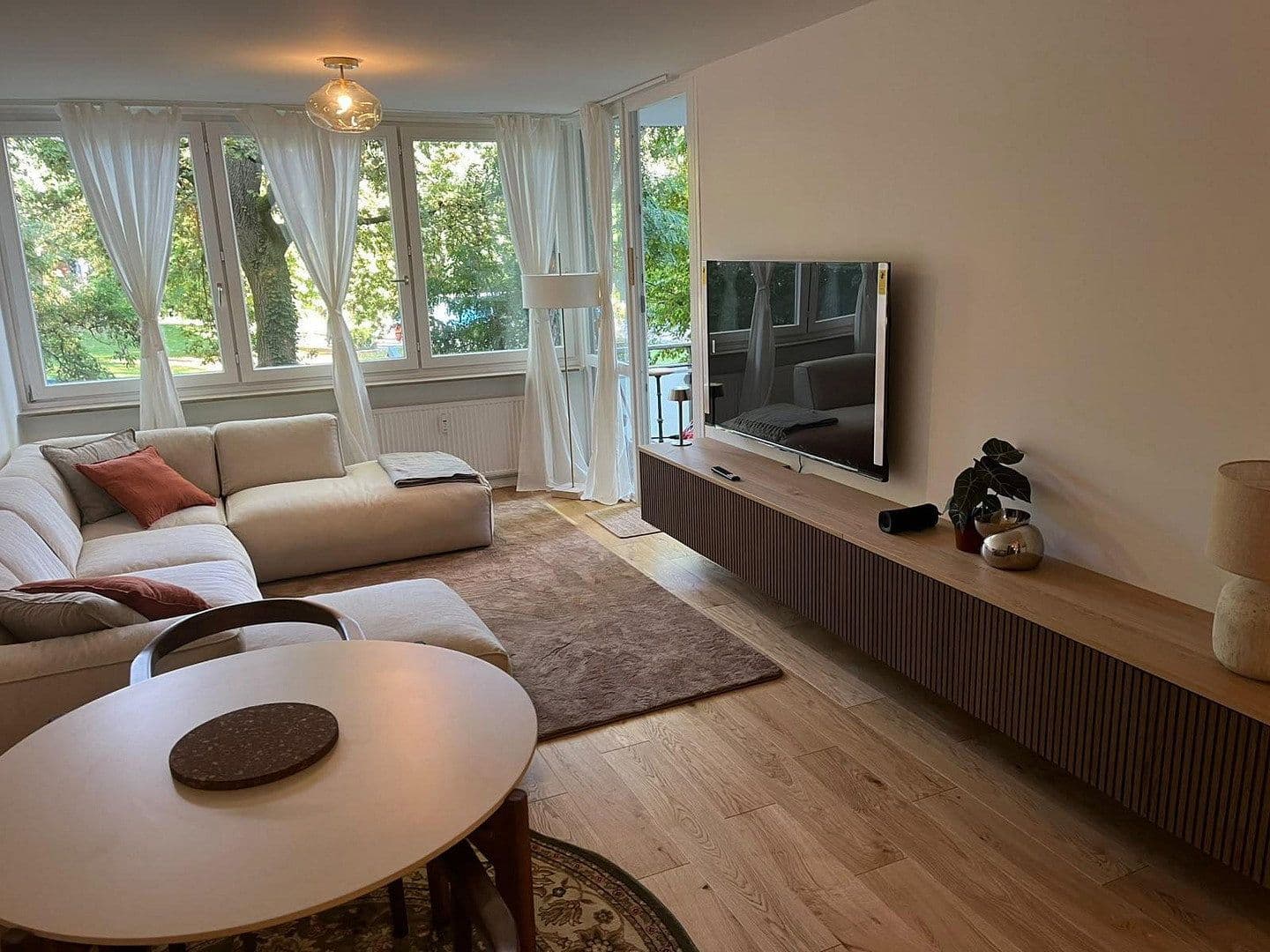 Pronájem bytu 2+1 60 m², Hamburg, Hamburg Pronájem bytu 2+1 60 m², Hamburg, Hamburg