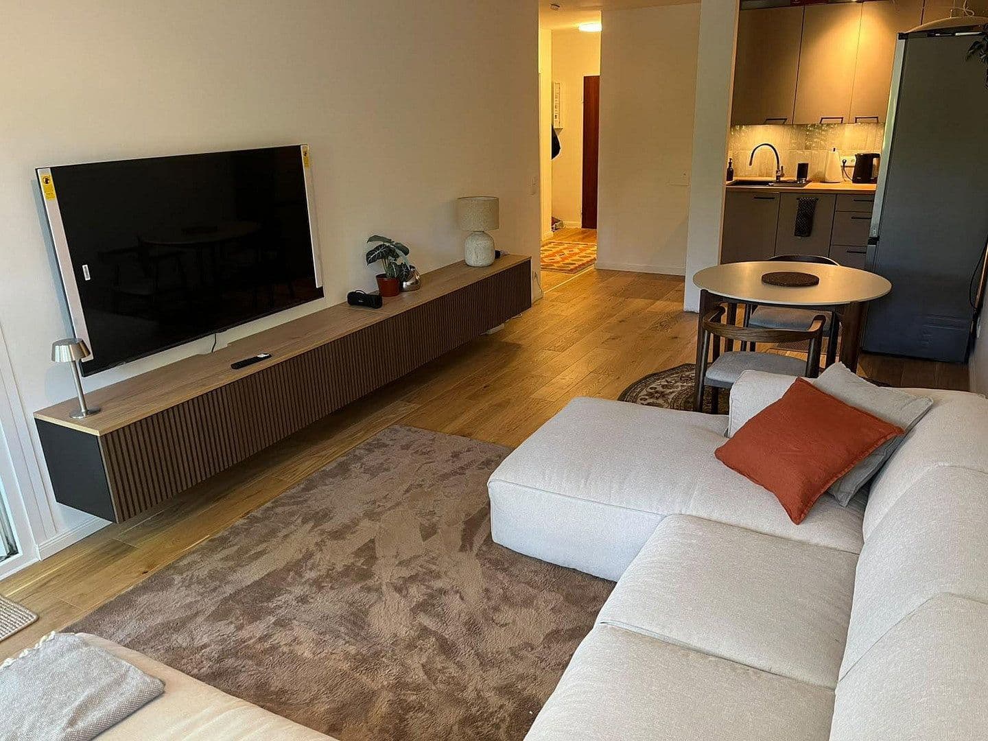 Pronájem bytu 2+1 60 m², Hamburg, Hamburg Pronájem bytu 2+1 60 m², Hamburg, Hamburg