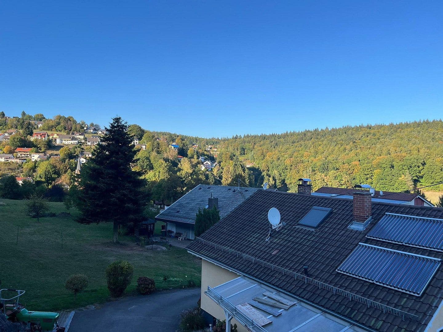 Pronájem bytu 3+kk 87 m², Johann-Wilhelm-Straße 86, Wilhelmsfeld, Bádensko-Württembersko Pronájem bytu 3+kk 87 m², Johann-Wilhelm-Straße 86, Wilhelmsfeld, Bádensko-Württembersko