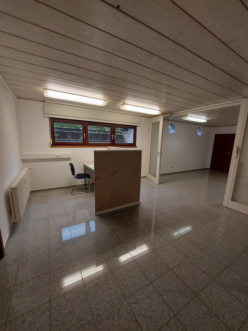 Pronájem kanceláře 75 m², Am zinken 3a, Karlsruhe neureut, Bádensko-Württembersko Pronájem kanceláře 75 m², Am zinken 3a, Karlsruhe neureut, Bádensko-Württembersko