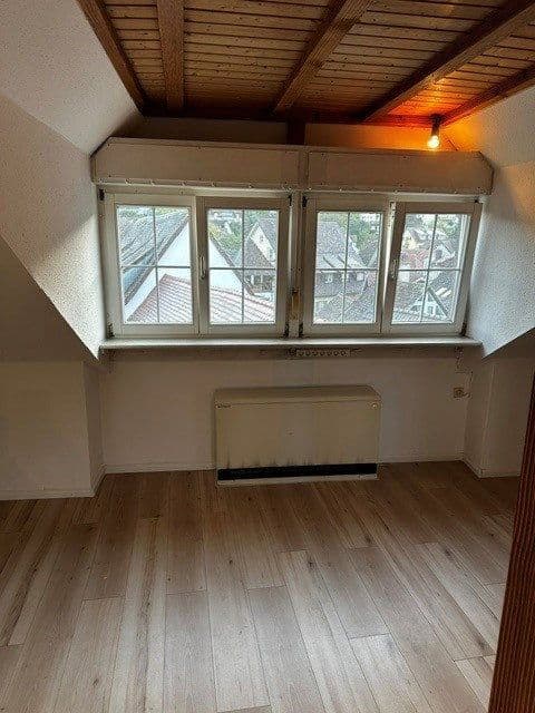 Pronájem bytu 1+1 44 m², Staufen im Breisgau, Bádensko-Württembersko Pronájem bytu 1+1 44 m², Staufen im Breisgau, Bádensko-Württembersko