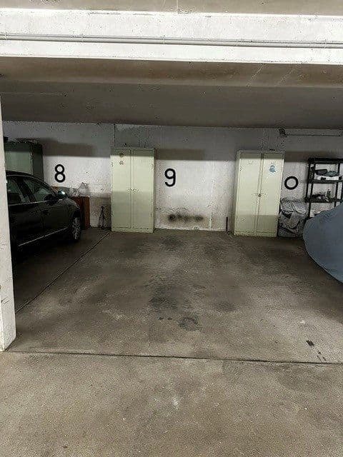 Pronájem garáže 18 m², Schwarzwaldstraße 10 79219, Staufen im Breisgau, Bádensko-Württembersko Pronájem garáže 18 m², Schwarzwaldstraße 10 79219, Staufen im Breisgau, Bádensko-Württembersko