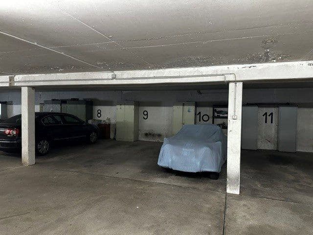 Pronájem garáže 18 m², Schwarzwaldstraße 10 79219, Staufen im Breisgau, Bádensko-Württembersko Pronájem garáže 18 m², Schwarzwaldstraße 10 79219, Staufen im Breisgau, Bádensko-Württembersko