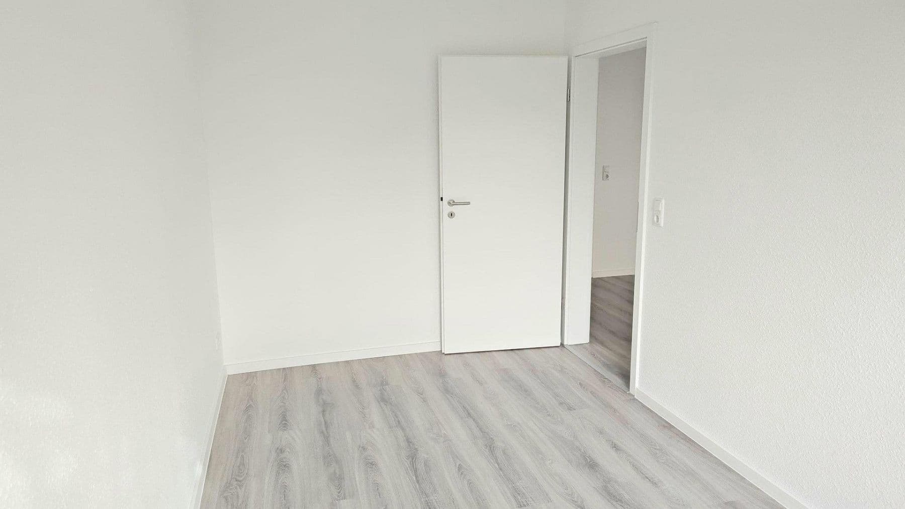 Pronájem bytu 4+1 97 m², Schöningen, Dolní Sasko Pronájem bytu 4+1 97 m², Schöningen, Dolní Sasko