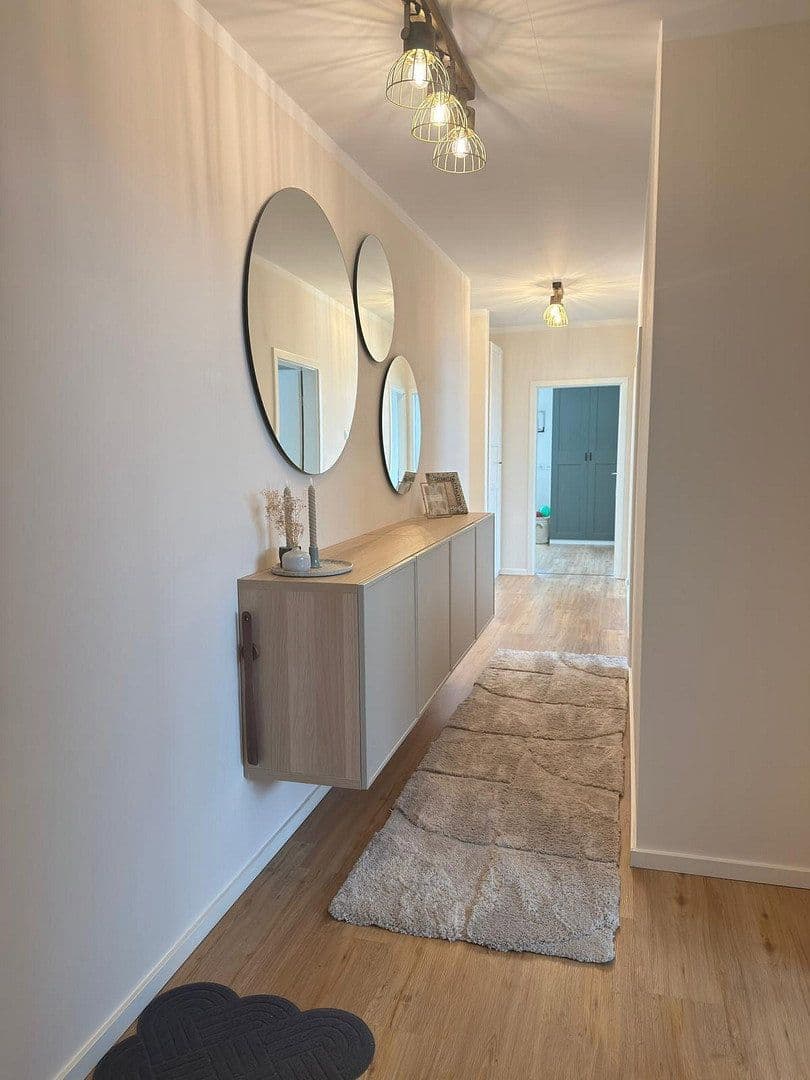 Pronájem bytu 4+1 128 m², Kurzer Weg 2, Bardowick, Dolní Sasko Pronájem bytu 4+1 128 m², Kurzer Weg 2, Bardowick, Dolní Sasko