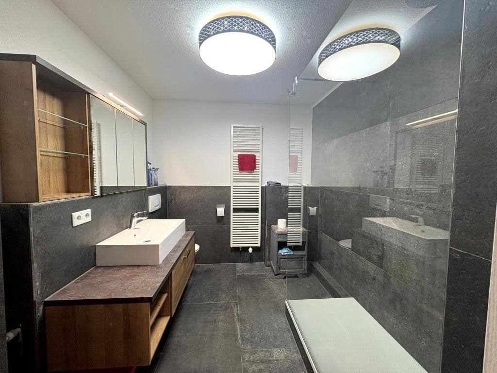 Pronájem bytu 2+1 105 m², Markgrafenstrasse 1, Badenweiler, Bádensko-Württembersko Pronájem bytu 2+1 105 m², Markgrafenstrasse 1, Badenweiler, Bádensko-Württembersko