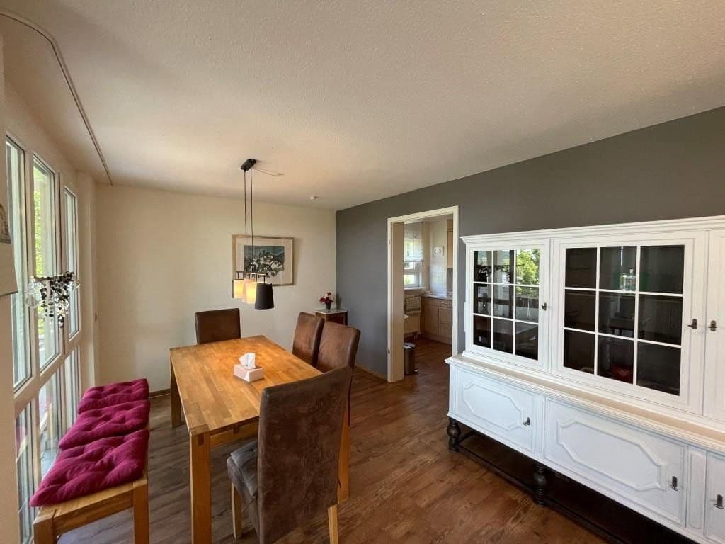 Pronájem bytu 2+1 105 m², Markgrafenstrasse 1, Badenweiler, Bádensko-Württembersko Pronájem bytu 2+1 105 m², Markgrafenstrasse 1, Badenweiler, Bádensko-Württembersko