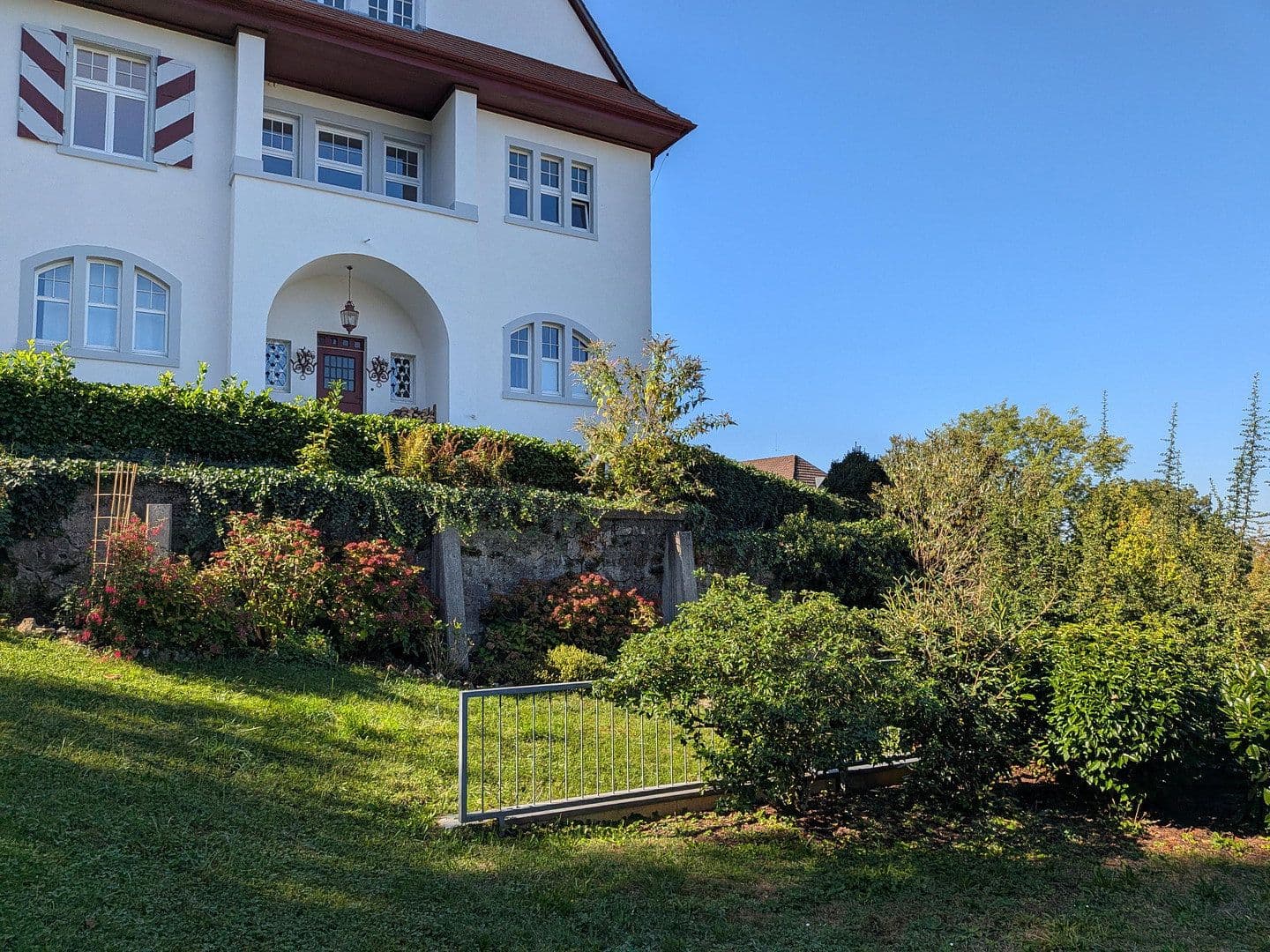 Pronájem bytu 2+1 105 m², Markgrafenstrasse 1, Badenweiler, Bádensko-Württembersko Pronájem bytu 2+1 105 m², Markgrafenstrasse 1, Badenweiler, Bádensko-Württembersko
