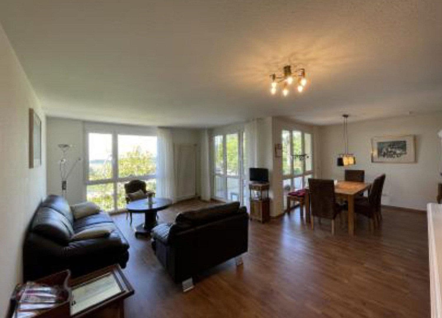 Pronájem bytu 2+1 105 m², Markgrafenstrasse 1, Badenweiler, Bádensko-Württembersko Pronájem bytu 2+1 105 m², Markgrafenstrasse 1, Badenweiler, Bádensko-Württembersko