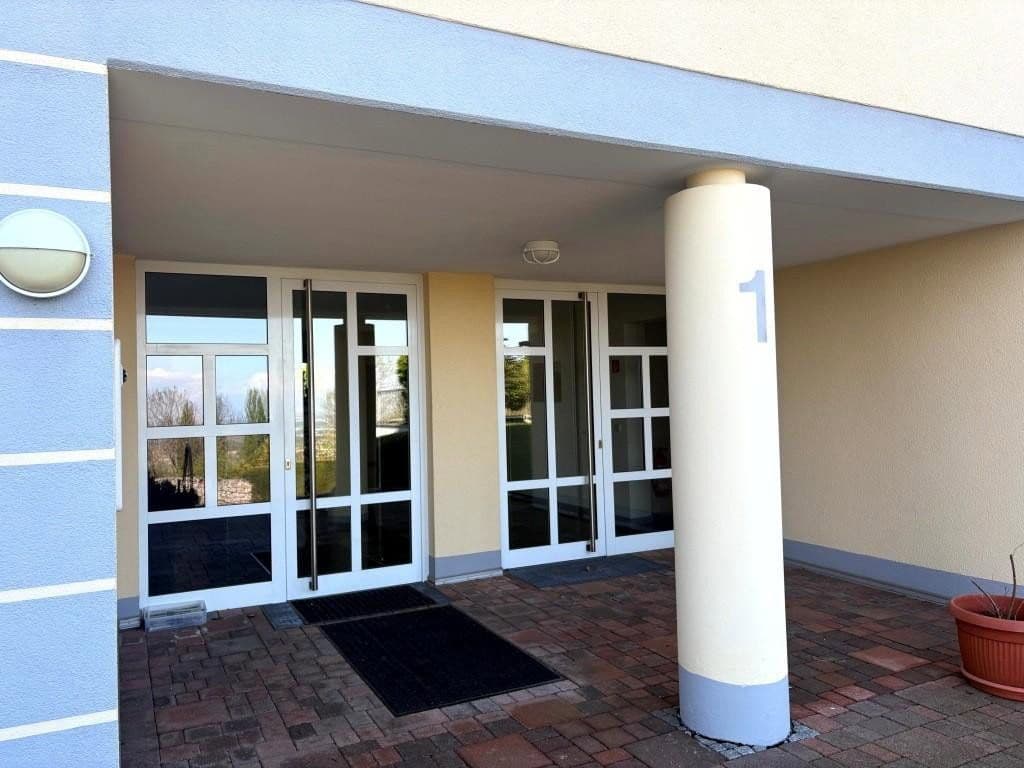 Pronájem bytu 2+1 105 m², Markgrafenstrasse 1, Badenweiler, Bádensko-Württembersko Pronájem bytu 2+1 105 m², Markgrafenstrasse 1, Badenweiler, Bádensko-Württembersko