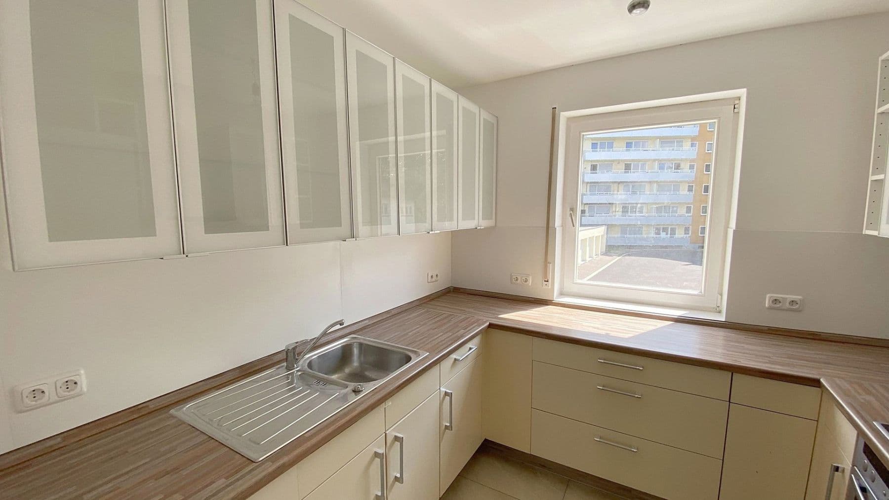 Prodej bytu 2+kk 91 m², Pommernweg 13, Hofheim am Taunus, Hessen Prodej bytu 2+kk 91 m², Pommernweg 13, Hofheim am Taunus, Hessen