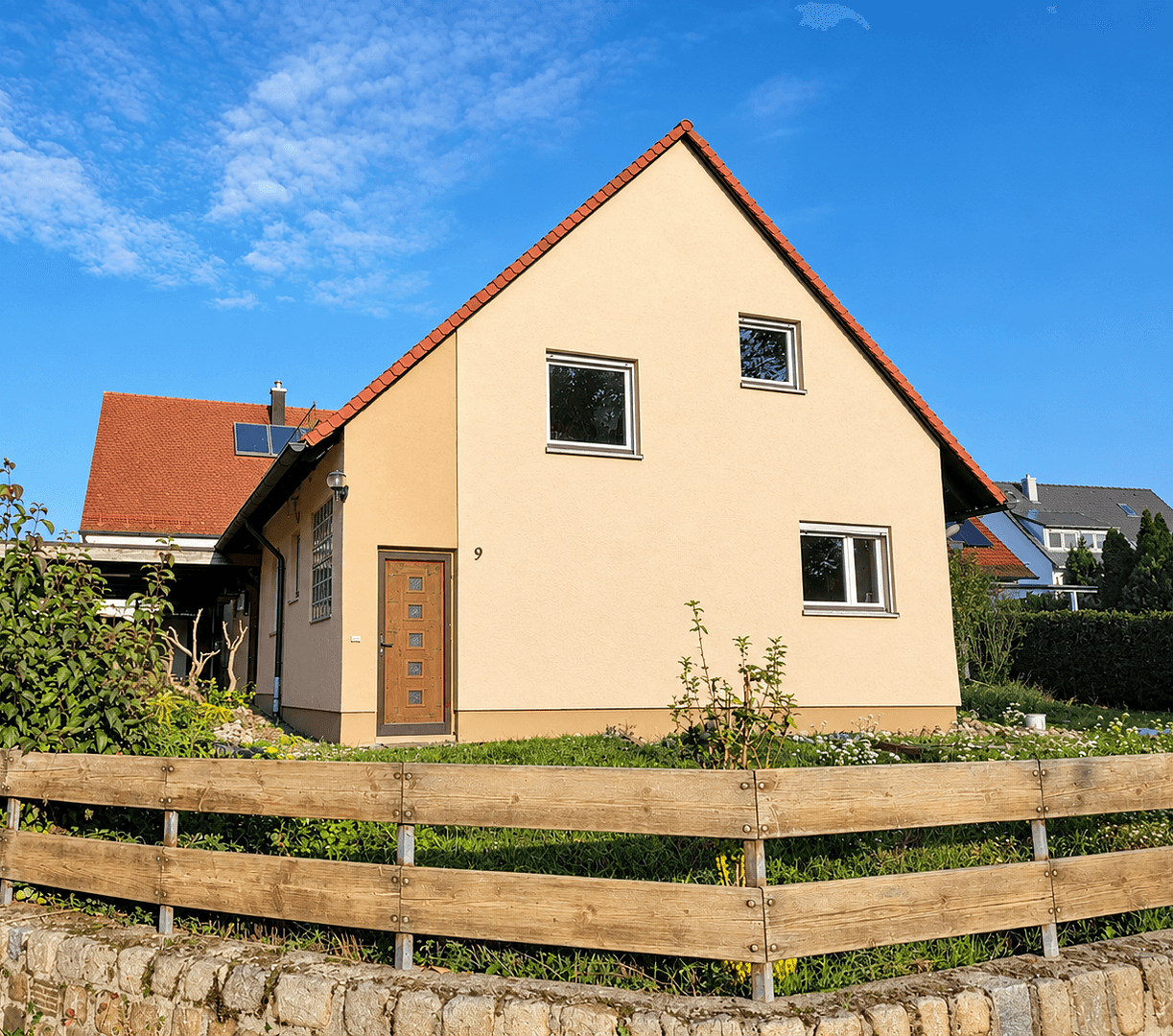 Pronájem domu 142 m², pozemek 470 m², Hilpoltstein, Bavorsko Pronájem domu 142 m², pozemek 470 m², Hilpoltstein, Bavorsko