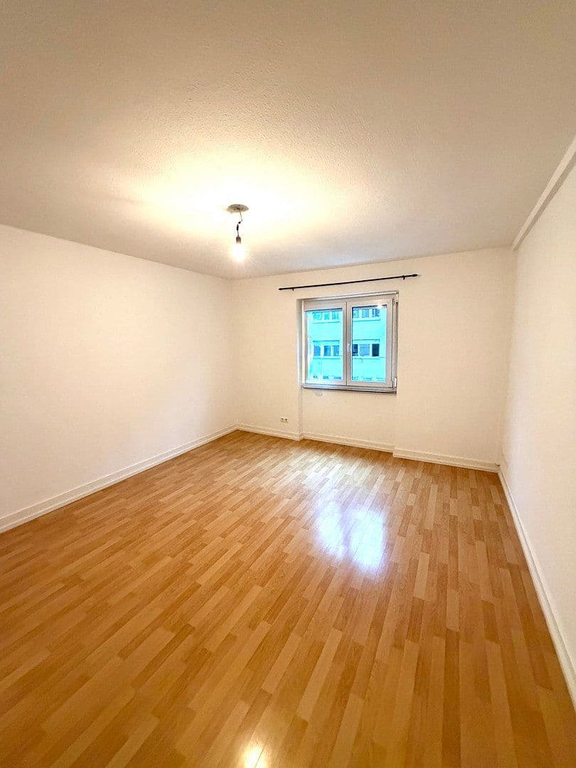 Prodej bytu 3+1 67 m², Stuttgart, Bádensko-Württembersko Prodej bytu 3+1 67 m², Stuttgart, Bádensko-Württembersko