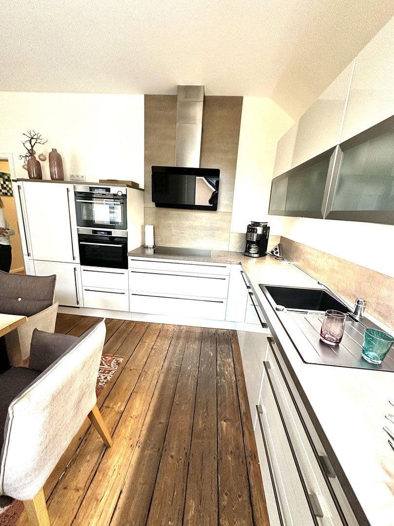 Pronájem bytu 6+1 155 m², Hauptstraße, 132, Schwelm, Severní Porýní-Vestfálsko Pronájem bytu 6+1 155 m², Hauptstraße, 132, Schwelm, Severní Porýní-Vestfálsko