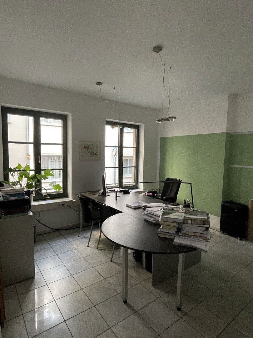 Pronájem kanceláře 125 m², Köln, Severní Porýní-Vestfálsko Pronájem kanceláře 125 m², Köln, Severní Porýní-Vestfálsko