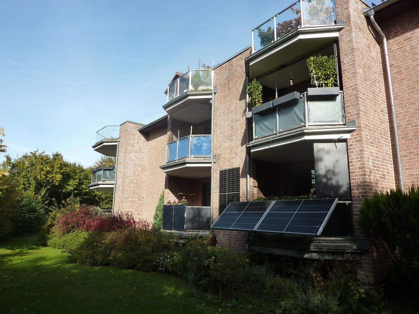 Prodej domu 830 m², pozemek 3.300 m², Uelzen, Dolní Sasko Prodej domu 830 m², pozemek 3.300 m², Uelzen, Dolní Sasko