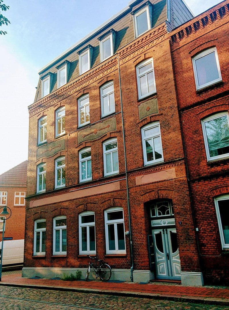 Prodej domu 232 m², pozemek 72 m², Rendsburg, Šlesvicko-Holštýnsko Prodej domu 232 m², pozemek 72 m², Rendsburg, Šlesvicko-Holštýnsko