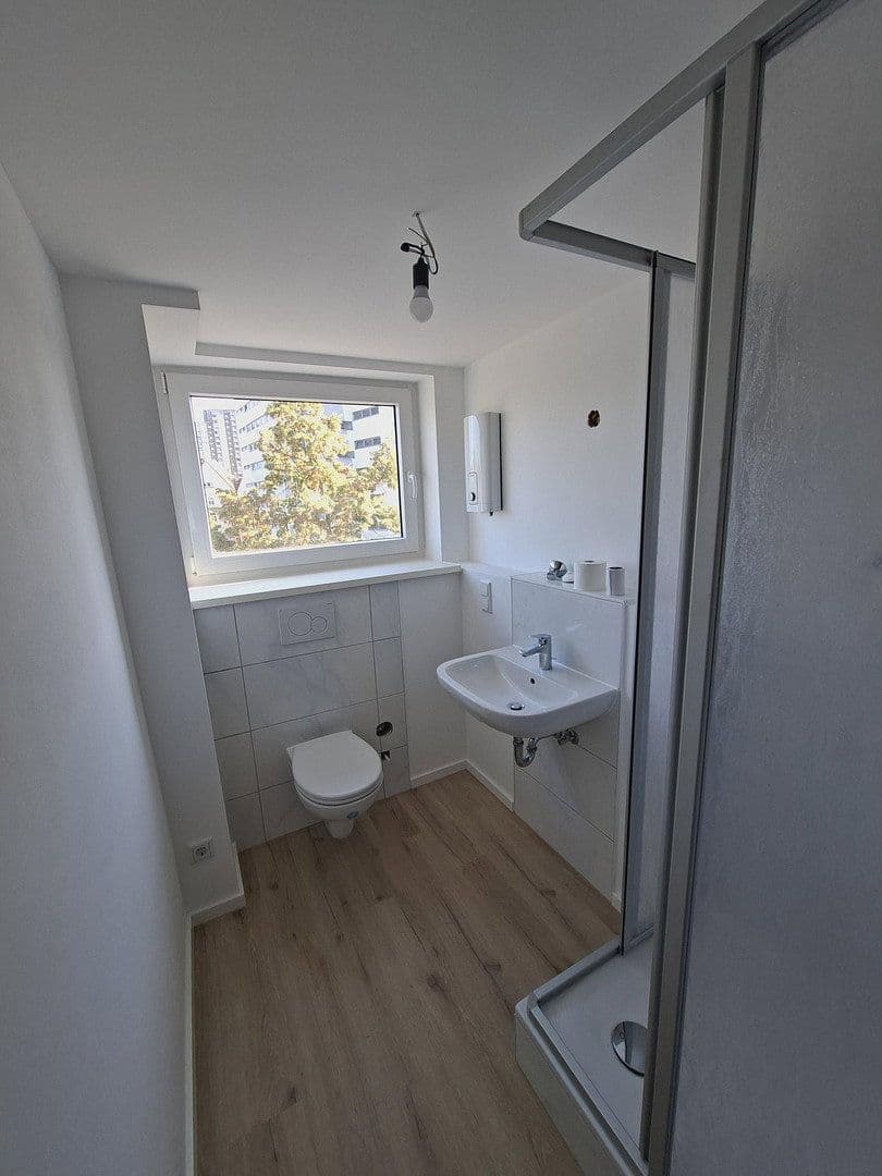 Pronájem bytu 3+1 56 m², Eckenheimer Landstraße 355-361, Frankfurt am Main, Hessen Pronájem bytu 3+1 56 m², Eckenheimer Landstraße 355-361, Frankfurt am Main, Hessen