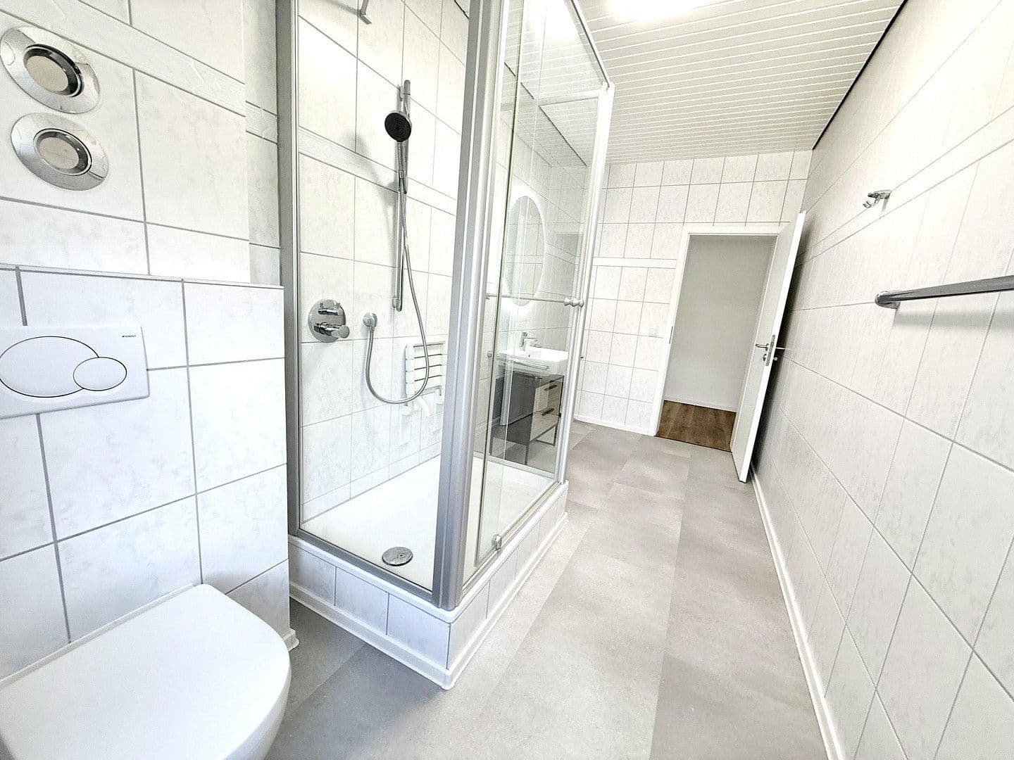 Prodej bytu 3+1 96 m², Essen, Severní Porýní-Vestfálsko Prodej bytu 3+1 96 m², Essen, Severní Porýní-Vestfálsko