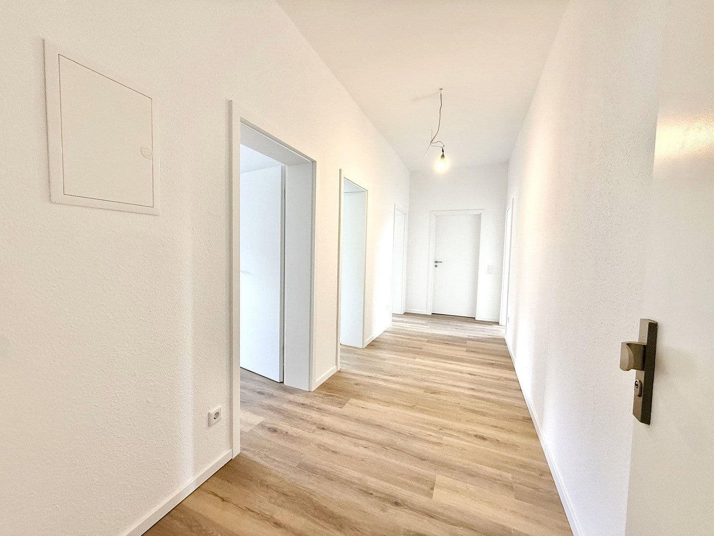 Prodej bytu 3+1 96 m², Essen, Severní Porýní-Vestfálsko Prodej bytu 3+1 96 m², Essen, Severní Porýní-Vestfálsko