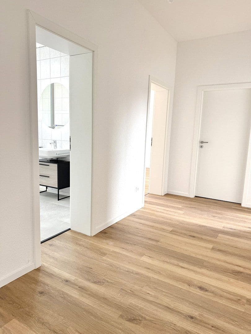 Prodej bytu 3+1 96 m², Essen, Severní Porýní-Vestfálsko Prodej bytu 3+1 96 m², Essen, Severní Porýní-Vestfálsko