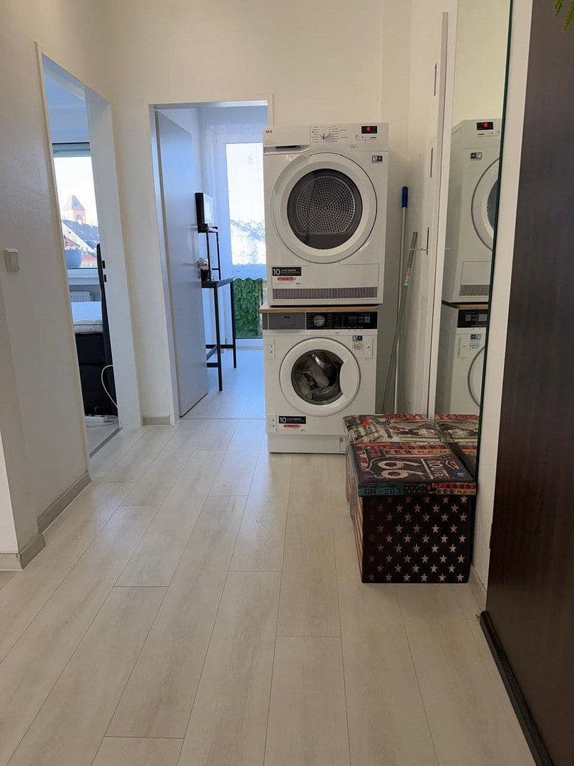 Pronájem bytu 2+1 58 m², Düsseldorf, Severní Porýní-Vestfálsko Pronájem bytu 2+1 58 m², Düsseldorf, Severní Porýní-Vestfálsko