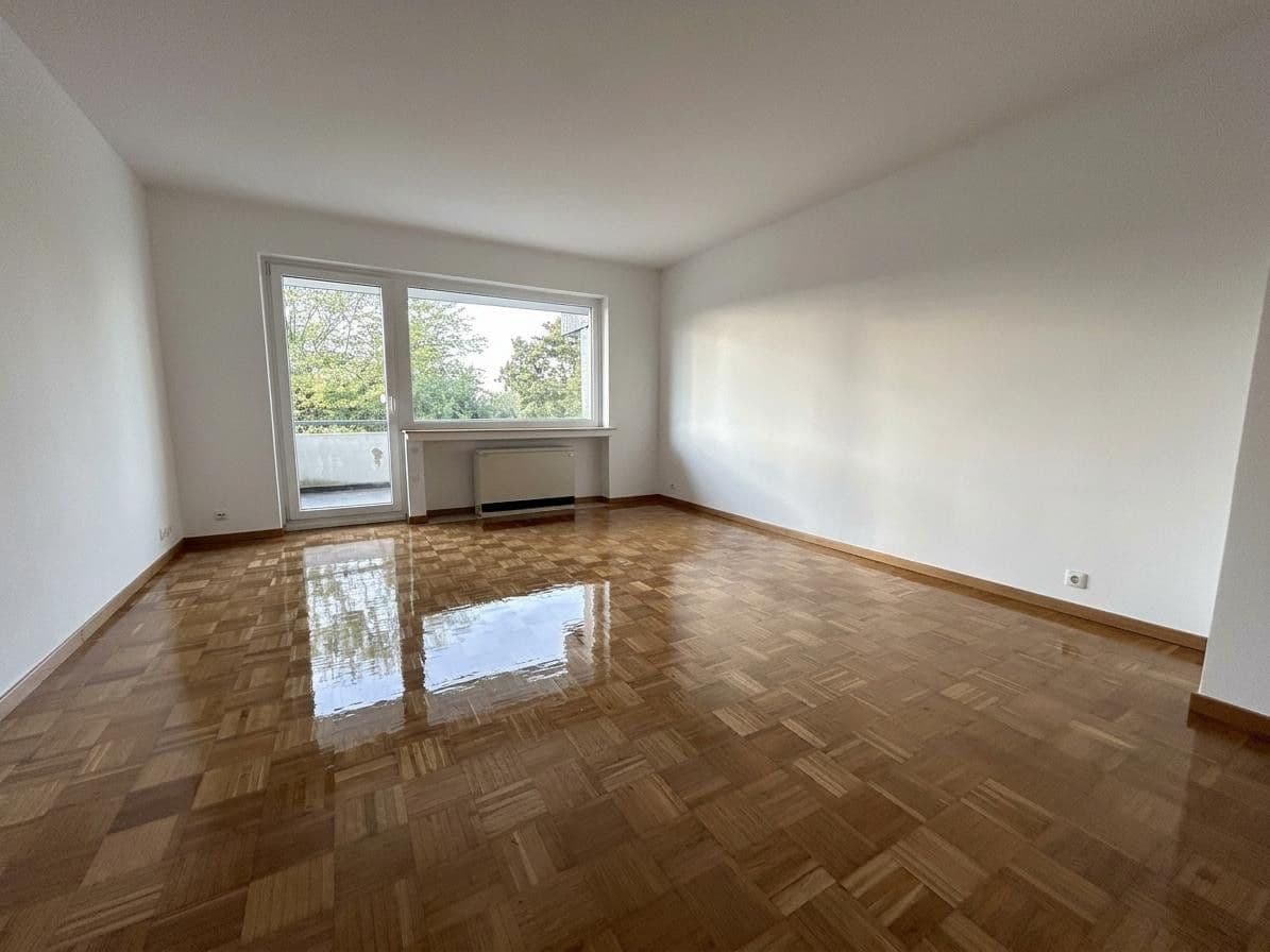 Pronájem bytu 3+1 82 m², Otto-Brenner-Straße 144, Bielefeld, Severní Porýní-Vestfálsko Pronájem bytu 3+1 82 m², Otto-Brenner-Straße 144, Bielefeld, Severní Porýní-Vestfálsko