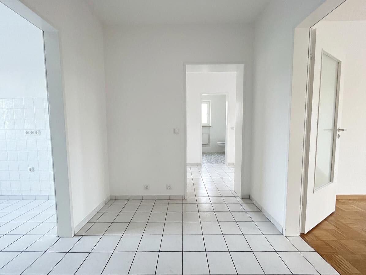 Pronájem bytu 3+1 82 m², Otto-Brenner-Straße 144, Bielefeld, Severní Porýní-Vestfálsko Pronájem bytu 3+1 82 m², Otto-Brenner-Straße 144, Bielefeld, Severní Porýní-Vestfálsko