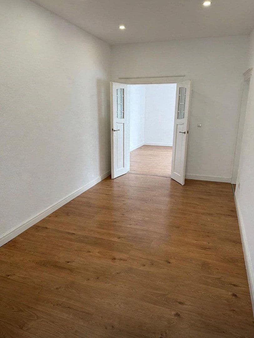 Pronájem bytu 4+1 112 m², Paul-Seydel-Str. 20, Limbach-Oberfrohna, Sasko Pronájem bytu 4+1 112 m², Paul-Seydel-Str. 20, Limbach-Oberfrohna, Sasko