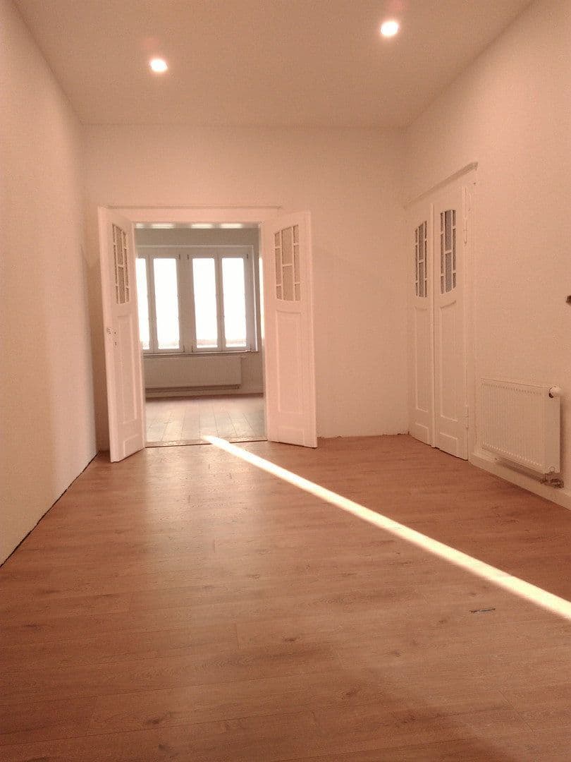 Pronájem bytu 4+1 112 m², Paul-Seydel-Str. 20, Limbach-Oberfrohna, Sasko Pronájem bytu 4+1 112 m², Paul-Seydel-Str. 20, Limbach-Oberfrohna, Sasko