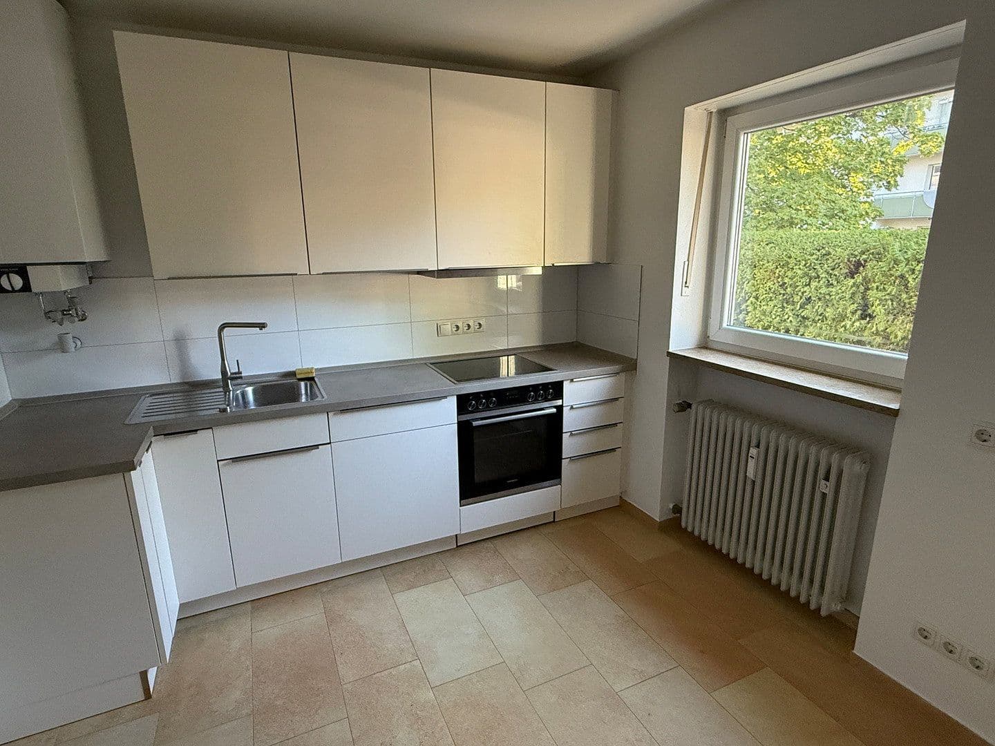 Pronájem bytu 4+1 109 m², Lessingstraße 10, Regensburg, Bavorsko Pronájem bytu 4+1 109 m², Lessingstraße 10, Regensburg, Bavorsko