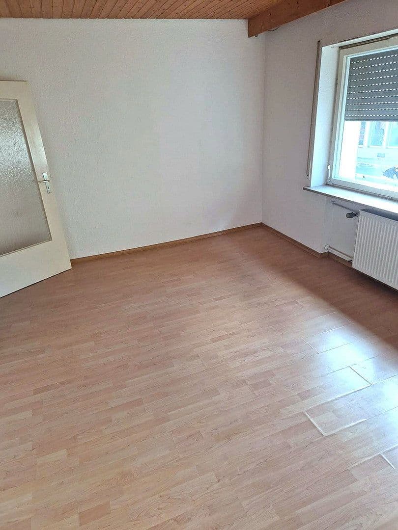 Pronájem bytu 2+1 65 m², Nürnberger Straße 13, Schnaittach, Bavorsko Pronájem bytu 2+1 65 m², Nürnberger Straße 13, Schnaittach, Bavorsko