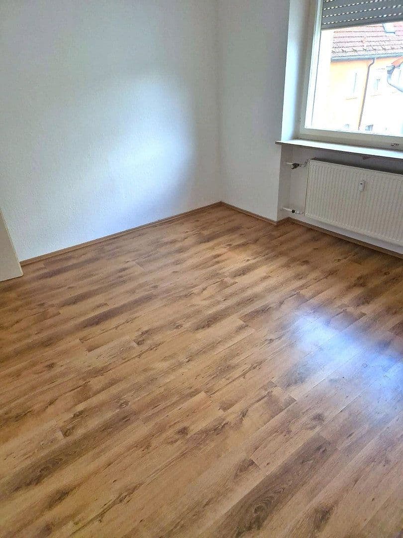 Pronájem bytu 2+1 65 m², Nürnberger Straße 13, Schnaittach, Bavorsko Pronájem bytu 2+1 65 m², Nürnberger Straße 13, Schnaittach, Bavorsko