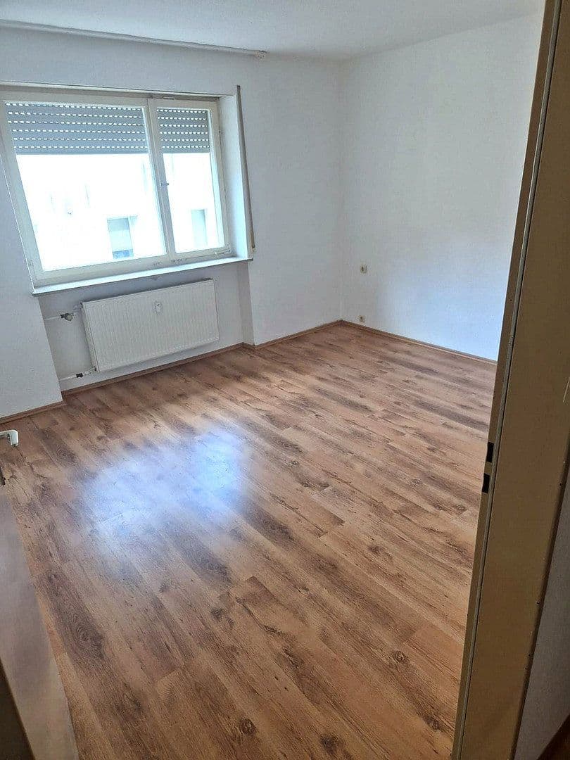Pronájem bytu 2+1 65 m², Nürnberger Straße 13, Schnaittach, Bavorsko Pronájem bytu 2+1 65 m², Nürnberger Straße 13, Schnaittach, Bavorsko